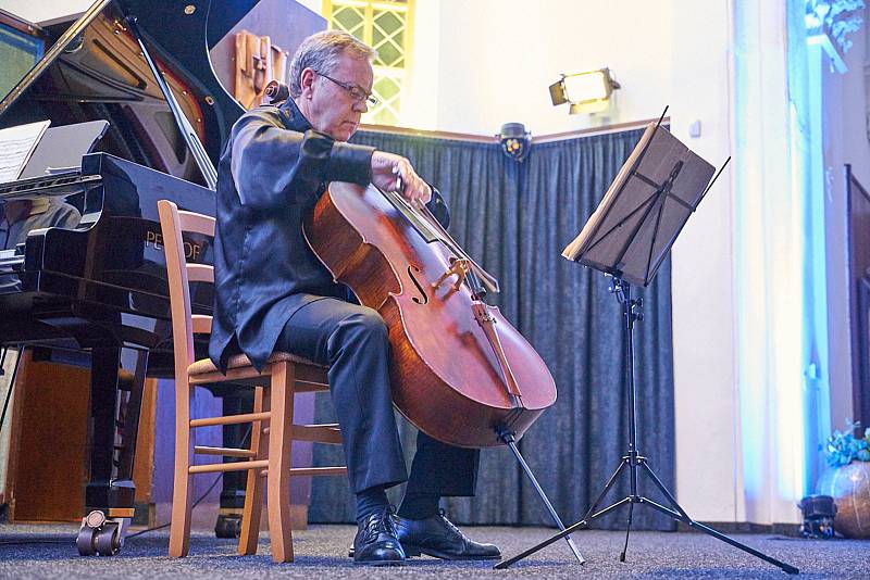 Začal festival Devět bran.