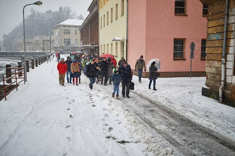 Úterní protest proti Babišovi a Ondráčkovi v Trutnově