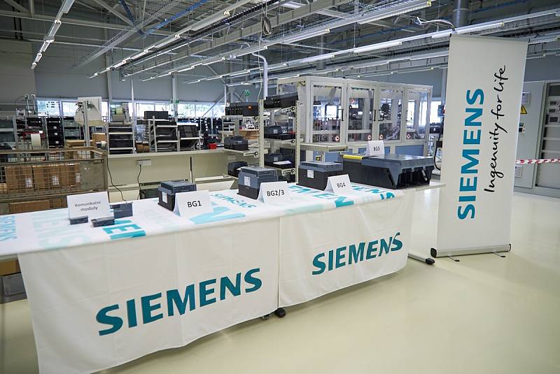 Siemens v Trutnově spustil novou digitální linku.