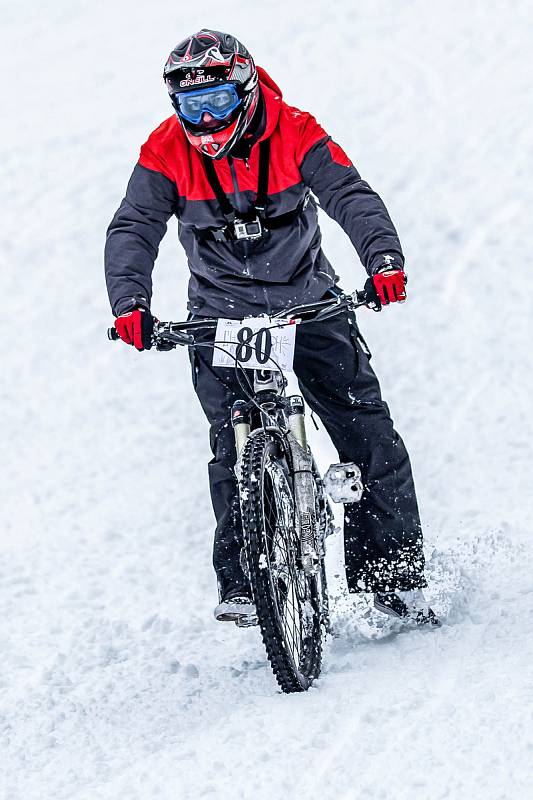 Chinese DownHill 2020 ve Špindlerově Mlýně.