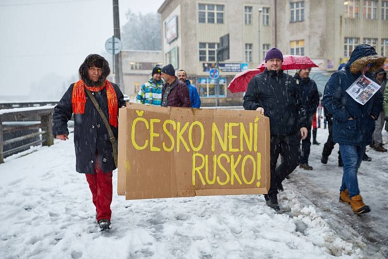 Úterní protest proti Babišovi a Ondráčkovi v Trutnově