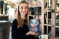 Veronika Jonešová vydala první knihu ve 25 letech. Román Hodinky si koupilo více než 10 tisíc čtenářů.