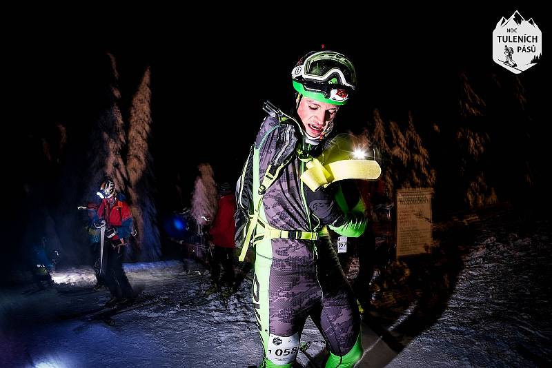 Noc tuleních pásů 2019 v Peci pod Sněžkou.