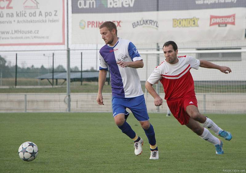 V OKRESNÍM DERBY vrchlabská rezerva nečekaně jasně padla v domácím souboji s kocbeřskou Jiskrou.