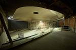 Detailní záběry přibližují rekonstrukci kina Vesmír v Trutnově 20. června 2022.