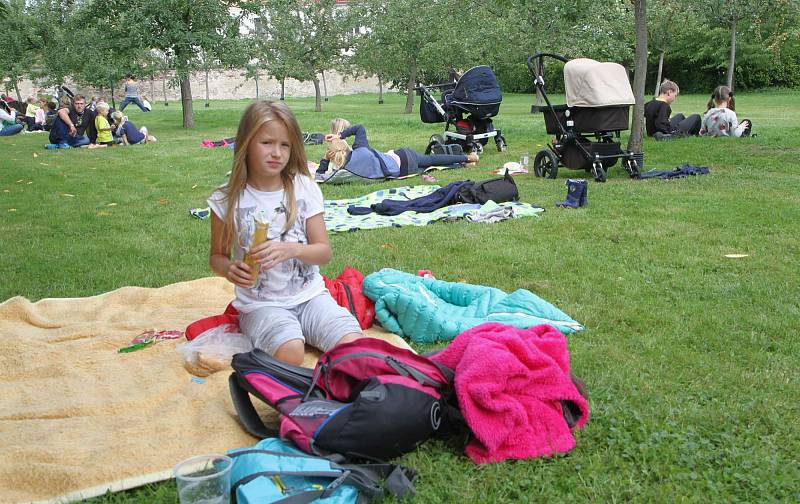 Food festival - přátelský piknik v Klášterní zahradě ve Vrchlabí.