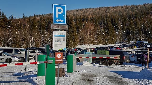 Dopravní nápor zažilo v sobotu i krkonošské středisko Malá Úpa.