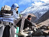 DOLPO je vzdálený a úžasný kout Himalaje, ležící na severozápad od Dhaulagiri a na východ od Jumla. Pro obtížnou dostupnost se Dolpo nazývá Bo yul – Utajená země. 