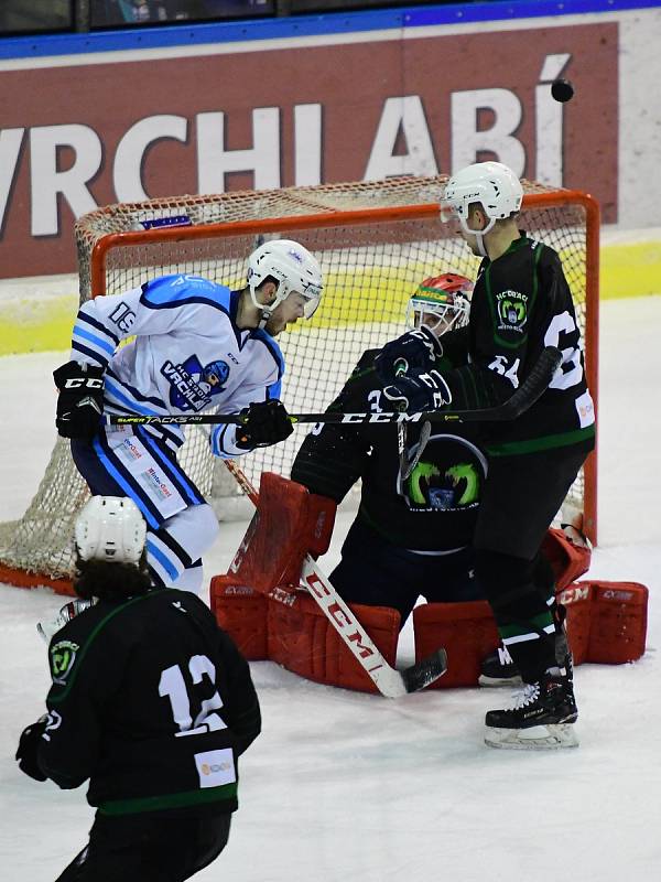 Vrchlabští hokejisté na domácím ledě znemožnili poslední celek druholigové tabulky patnácti góly.