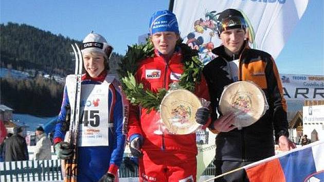 MARTIN ČÍŽEK (uprostřed) vybojoval prvenství na prestižních mezinárodních závodech Trofeo Topollino. 