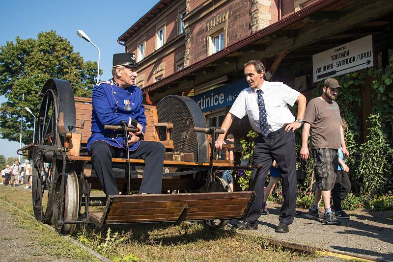 Vlakové nádraží v Martinicích v Krkonoších, které je kulturní památkou, zažilo v sobotu oslavy 120 let lokální dráhy z Martinic do Rokytnice nad Jizerou.