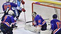 Čtvrtfinále play off hokejové II. ligy: HC Stadion Vrchlabí - HC Děčín.