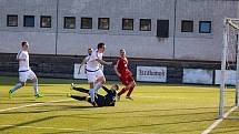 Divizní fotbalové derby: MFK Trutnov - TJ Dvůr Králové nad Labem.