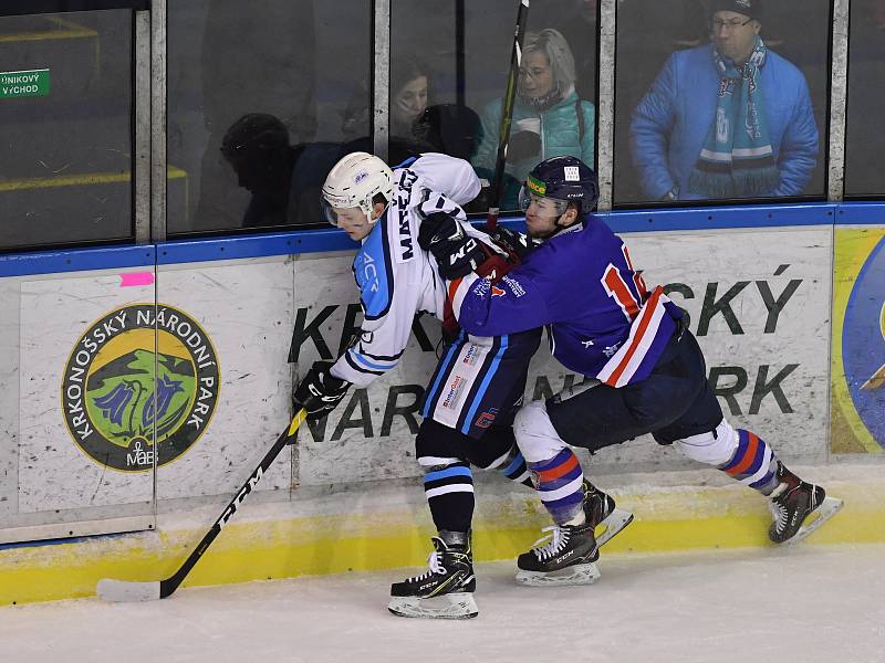 Čtvrtfinále play off hokejové II. ligy: HC Stadion Vrchlabí - HC Děčín.