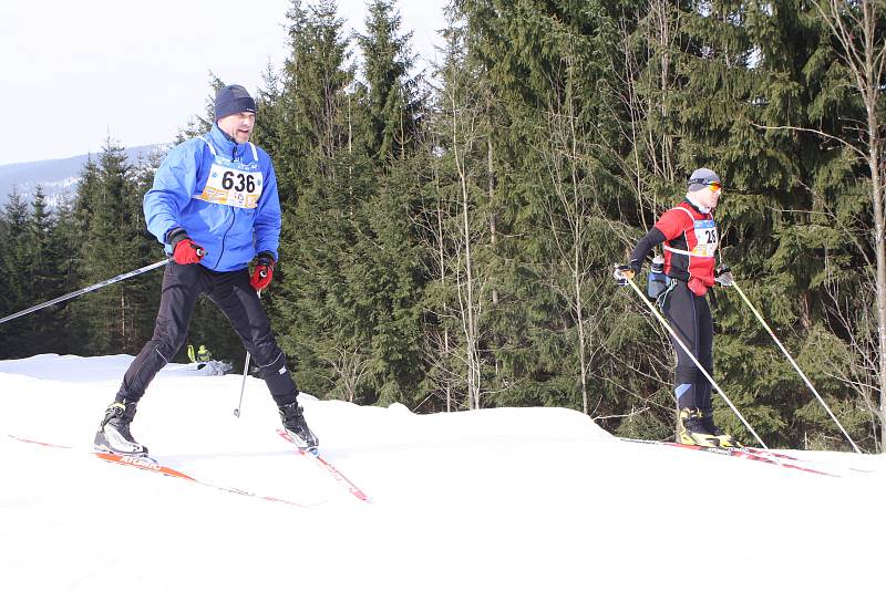 V sobotu se uskutečnil 63. ročník nejstaršího českého závodu běžkařů Krkonošská 70. Start a cíl byl v lyžařském středisku Svatý Petr ve Špindlerově Mlýně.