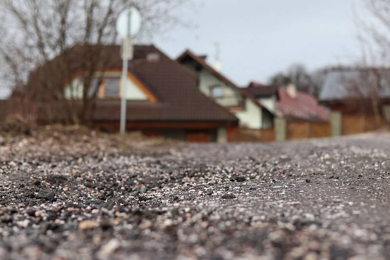 Ve Vrchlabí naplánovali na letošní rok vybudování silnice do lokality Kalvárie, kam dosud vede nejhorší cesta ve městě.