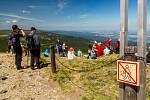 Takhle to na Sněžce vypadalo doposud. Turisté nerespektovali pravidla