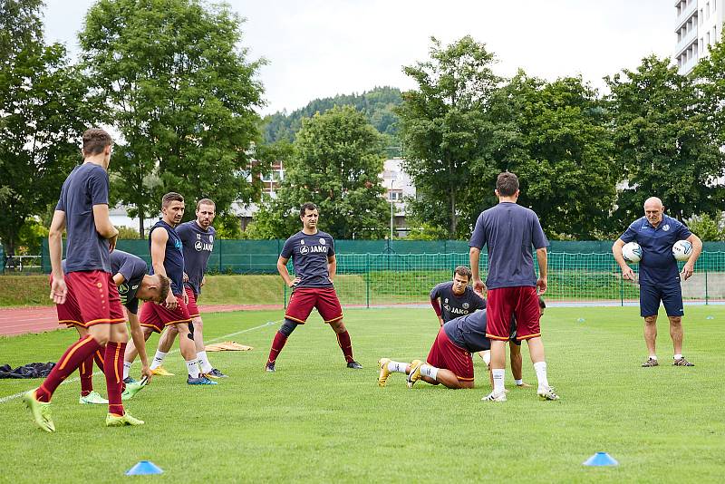 Fotbalisté Trutnova přehráli v derby Náchod.