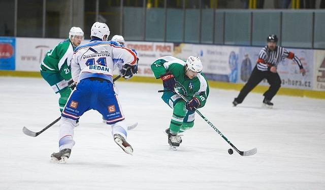 1. osmifinále druhé hokejové ligy: Trutnov - Děčín.