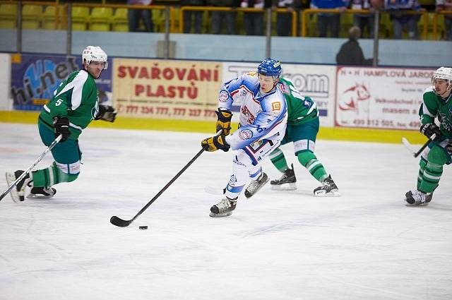 1. osmifinále druhé hokejové ligy: Trutnov - Děčín.