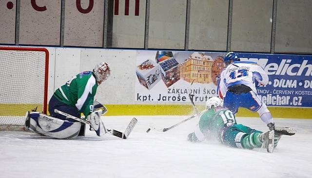 1. osmifinále druhé hokejové ligy: Trutnov - Děčín.