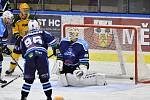 Čtvrtfinále play off hokejové Chance ligy: HC Stadion Vrchlabí - VHK Robe Vsetín.