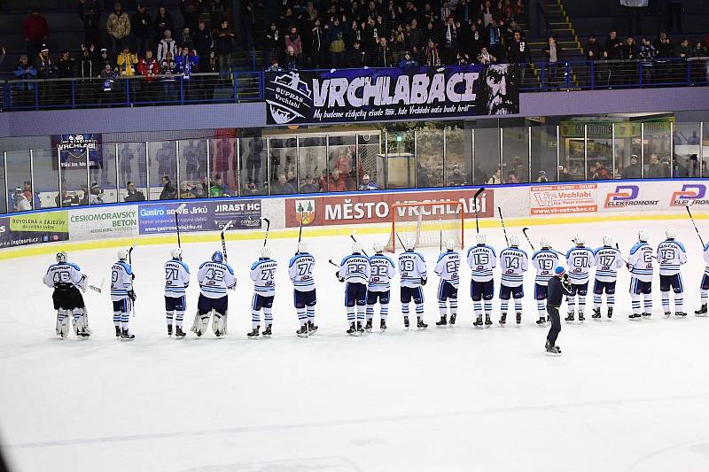 V souboji mezi Vrchlabím a Jabloncem se do branky trefovali jen domácí hokejisté.