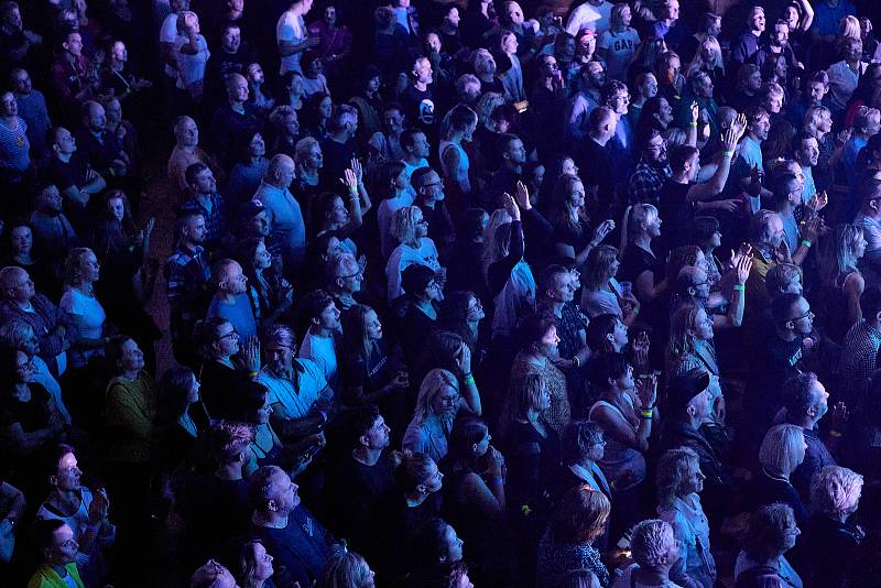 Koncert kapely Mig 21 zaplnil v sobotu trutnovské Uffo.