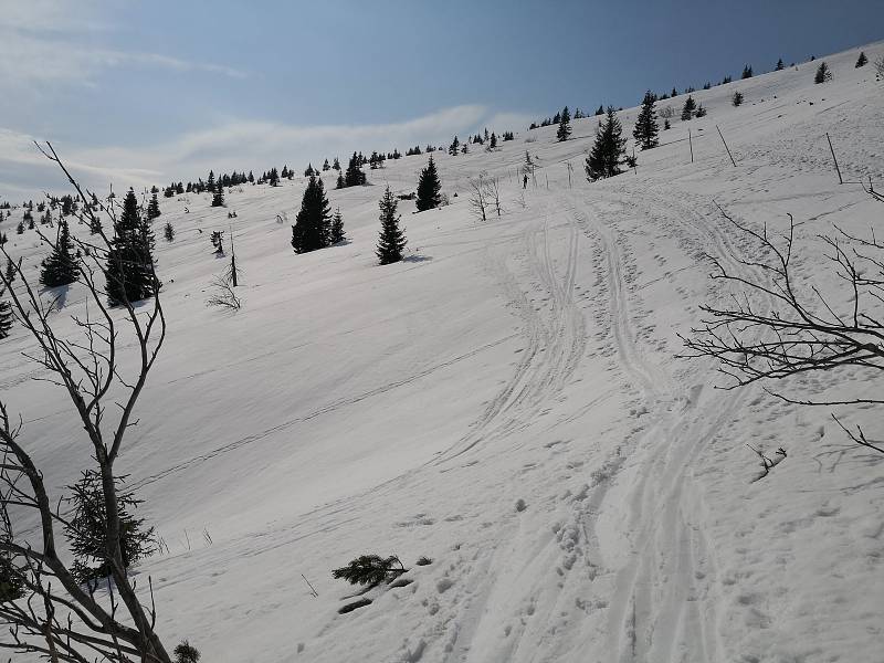 Rudolf Kopek tento týden dvakrát vyrazil na zdravotní skialpinistickou procházku. Na horách potkal minimum lidí.