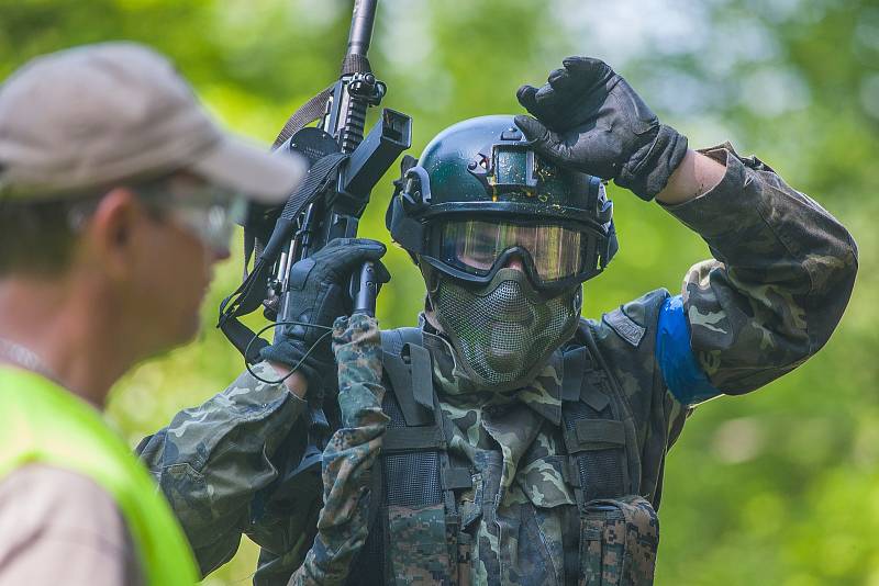 Operace Krakonoš v military paintballu.