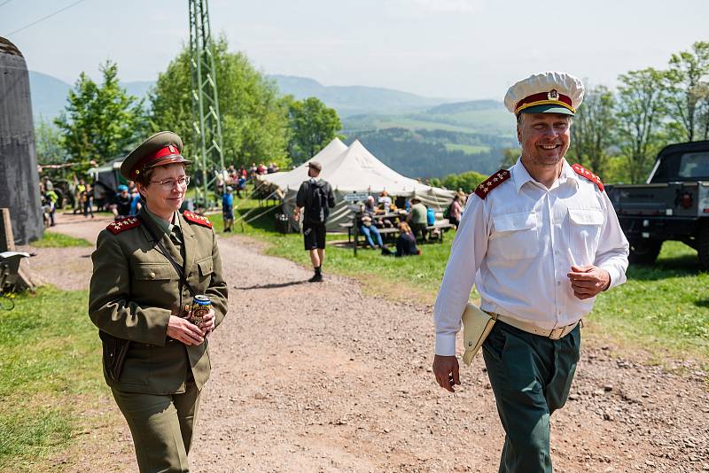 Na Stachelbergu u Trutnova se konal v sobotu sraz vojenské techniky.