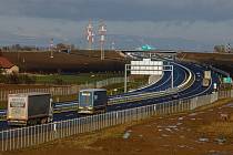 Úsek Jaroměř - Trutnov naváže na dálniční trasu Hradec Králové - Jaroměř, která byla otevřená 17. prosince 2021