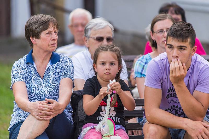 V Suchovršicích uctili památku mistra Jana Husa.