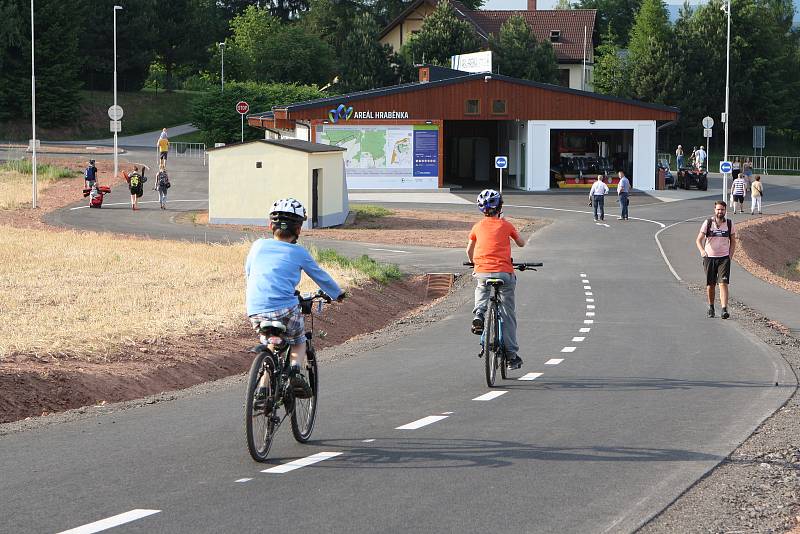 Slavnostní otevření sportovního areálu Hraběnka v Jilemnici.