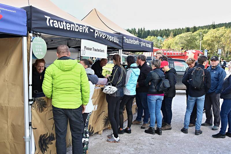 Maloúpská vařečka, krkonošská kulinářská klasika, nabídla zajímavé soutěže.