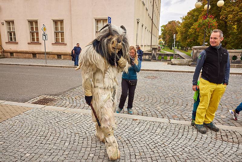 Spolek Rýbrcoul duch hor pořádal v sobotu v Trutnově akci Řepobraní a Otevřené hospody.