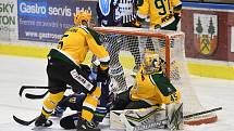 Čtvrtfinále play off hokejové Chance ligy: HC Stadion Vrchlabí - VHK Robe Vsetín.