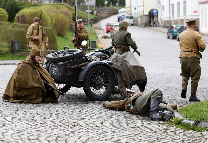 Válka byla na pár minut zpět, opět zvítězili ti správní