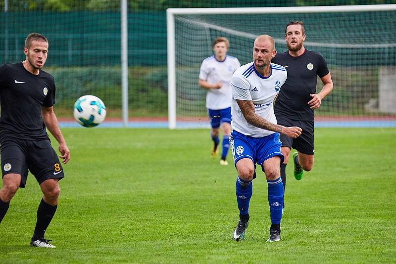 Na trutnovském stadionu bylo ve středu odpoledne dohráno předkolo fotbalového MOL cupu.