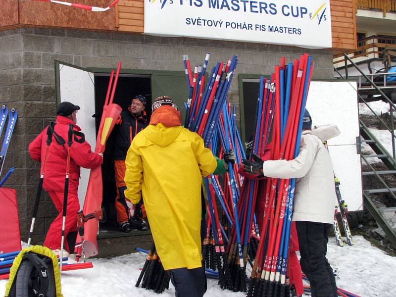 Světový pohár MASTERS v alpském lyžování, Pec p. Sněžkou.