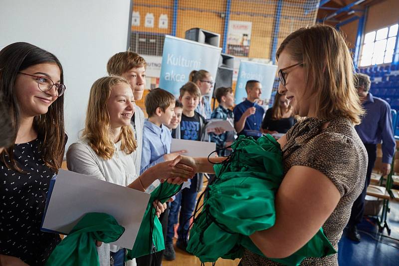 Předávání hlavní evropské ceny pro ZŠ Komenského v Trutnově za mezinárodní projekt v kategorii žáků 12-15 let. Byl nejlepší v konkurenci dalších 700 projektů z celé Evropy.