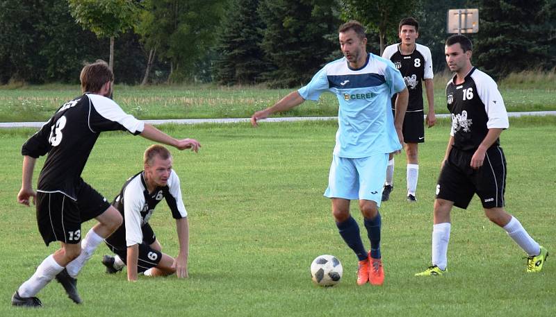 Ve středu hrály Kocbeře pohárový duel v Kuksu, teď je čeká další derby. V okresním přeboru na hřišti Vítězné.