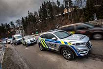 Dopravní policisté na Trutnovsku zvyšují v zimní sezoně frekvenci kontrol v horských střediscích. Dochází tam k řadě přestupků.