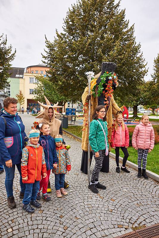 Spolek Rýbrcoul duch hor pořádal v sobotu v Trutnově akci Řepobraní a Otevřené hospody.