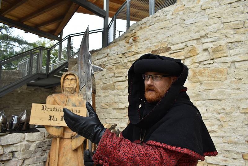 V sobotu se konaly na zřícenině hradu u Havlovic Vízmburské slavnosti.