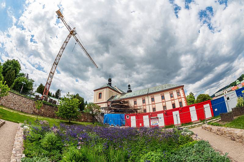 Z výstavby nového návštěvnického centra Krkonošského národního parku, které se bude jmenovat Muzeum Krkonoš.