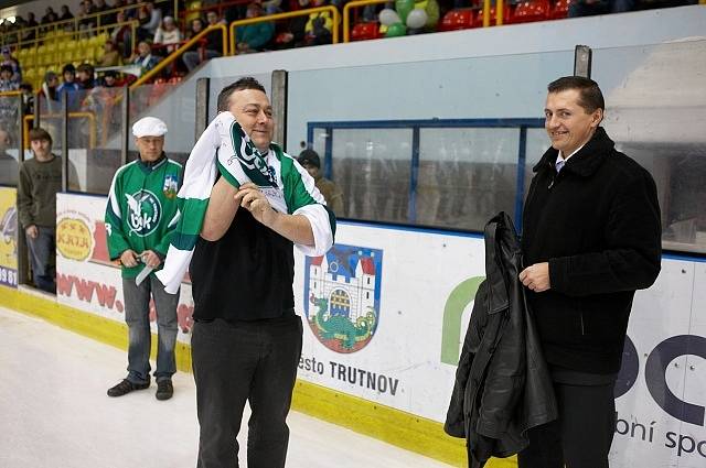 1. osmifinále druhé hokejové ligy: Trutnov - Děčín.