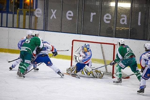 1. osmifinále druhé hokejové ligy: Trutnov - Děčín.