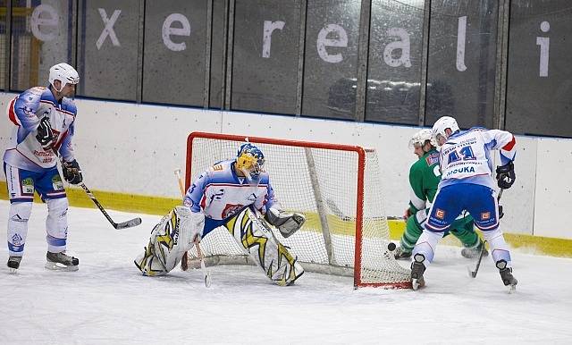 1. osmifinále druhé hokejové ligy: Trutnov - Děčín.