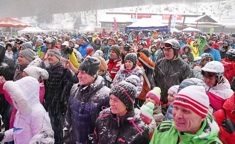 Špindl SkiOpening 2017, oficiální zahájení lyžařské sezony v krkonošském horském středisku.